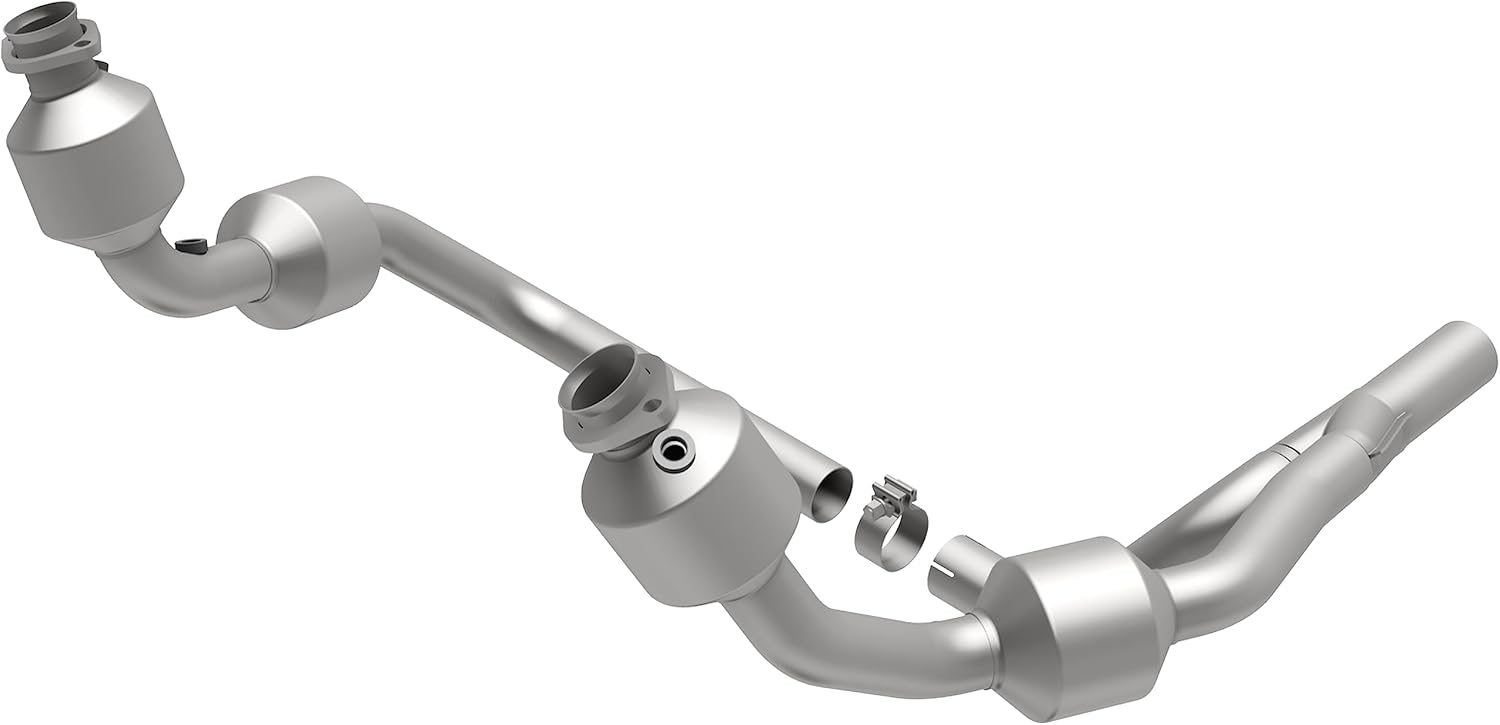 MagnaFlow Catalytic Converter 49689: OEM Grade, Direct-Fit, Compatible with 2007-2009 Jeep Wrangler (Federal/EPA Compliant)